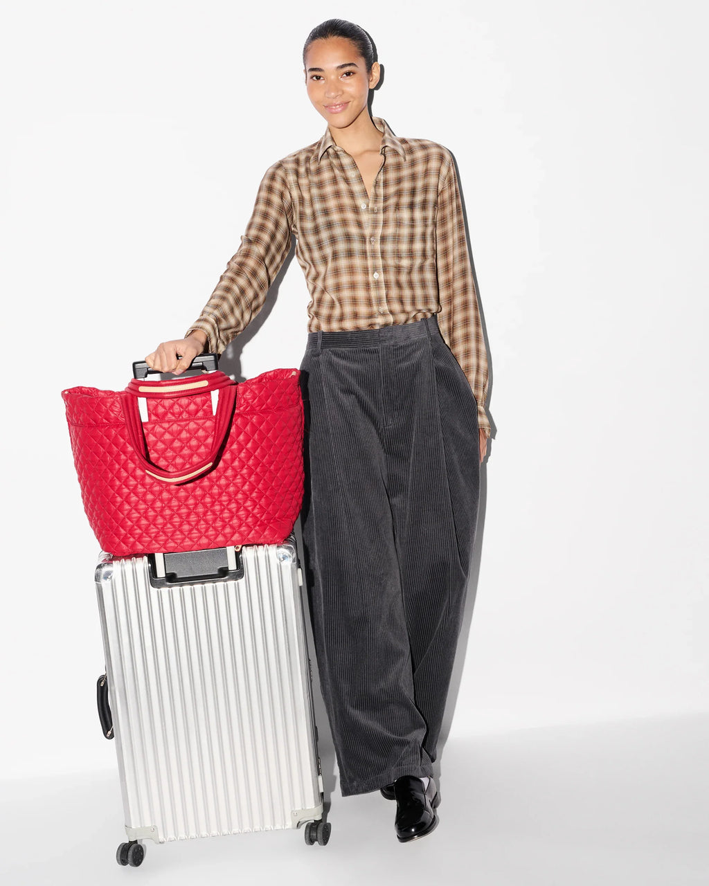 Apple Large Metro Tote Deluxe II