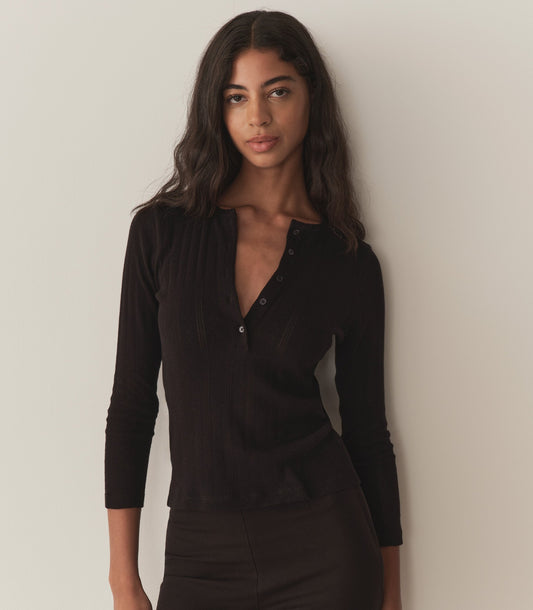 PAOLA TEE -- BLACK QUELLE JOLIE POINTELLE